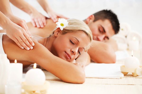 couples-massage-lafusion-massage-and-spa-body-couples-massage-600x399